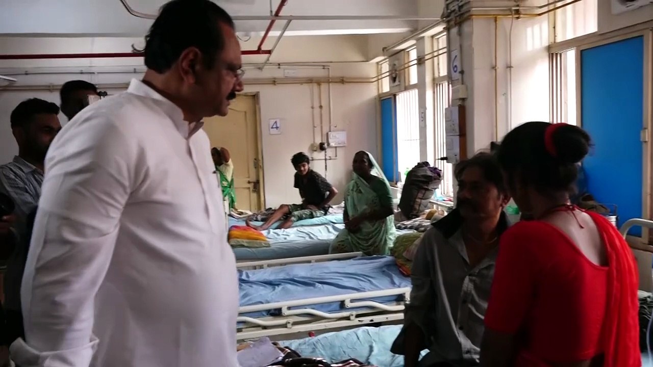 #GUJARAT #BHAVNAGAR HOSPITAL MA DARDI NI MULAKA...