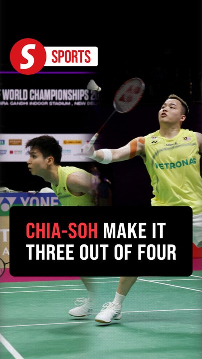 Reliable Aaron-Wooi Yik assure bronze after rea...