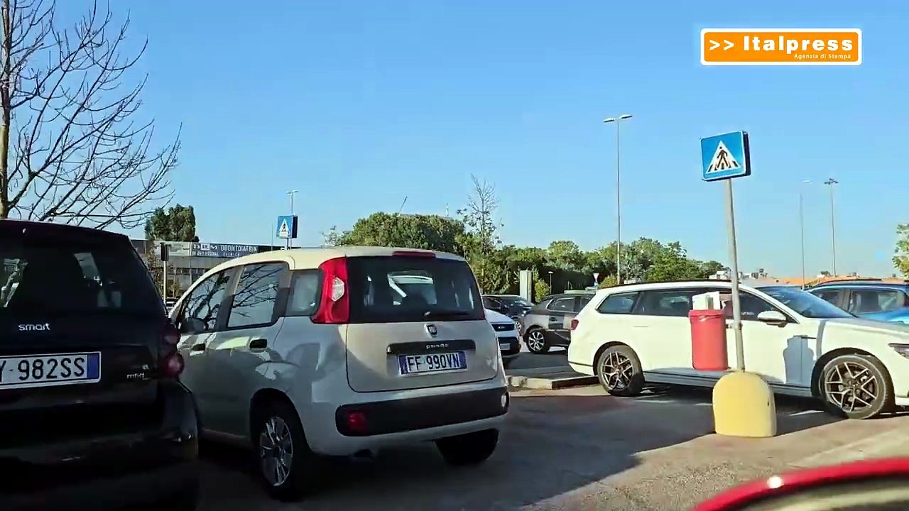 Carburanti, in un anno prezzi in aumento del 16...