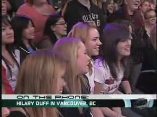 Miley Cyrus gets a call from Hilary Duff