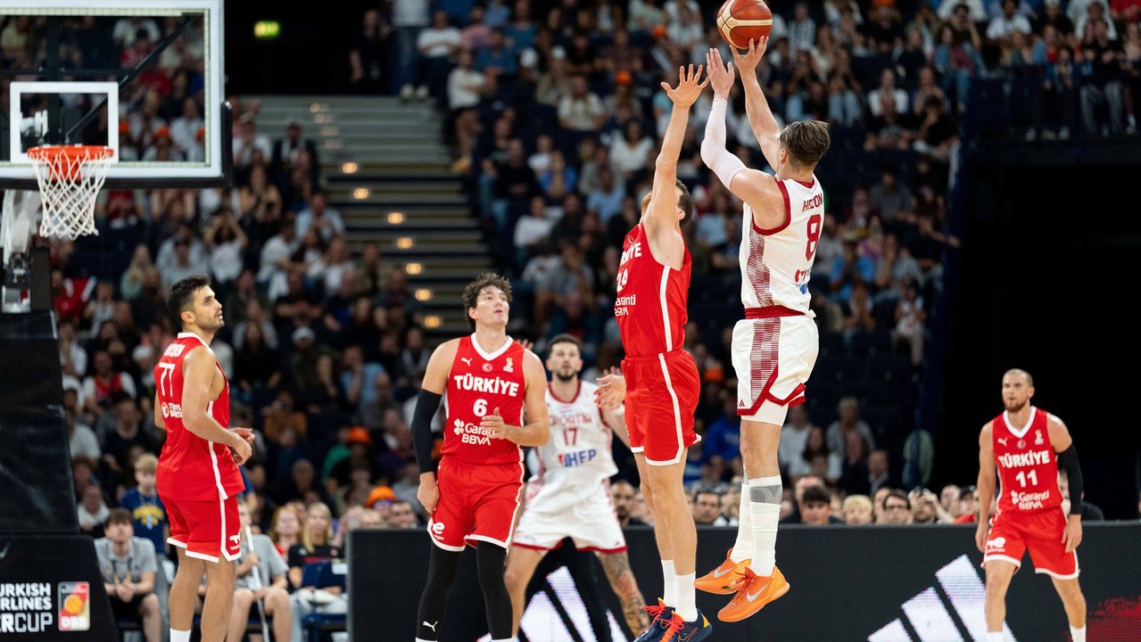 Stepback-Dreier zum Sieg: Hezonjas Gamewinner i...