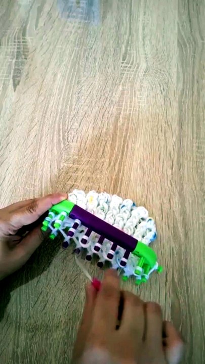 Knitting loom
