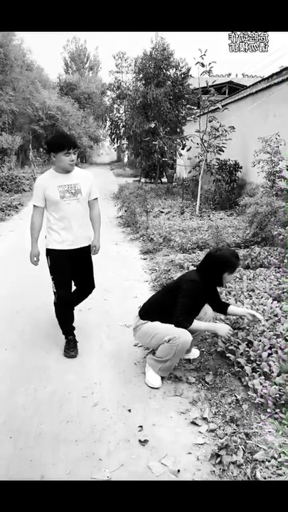 PRANK GONE WRONG! 🤬 Guy Hits Girl As "Joke," I...