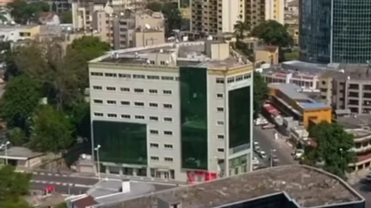 🇨🇩 🇨🇬Você sabia que existem dois países chamados Congo?