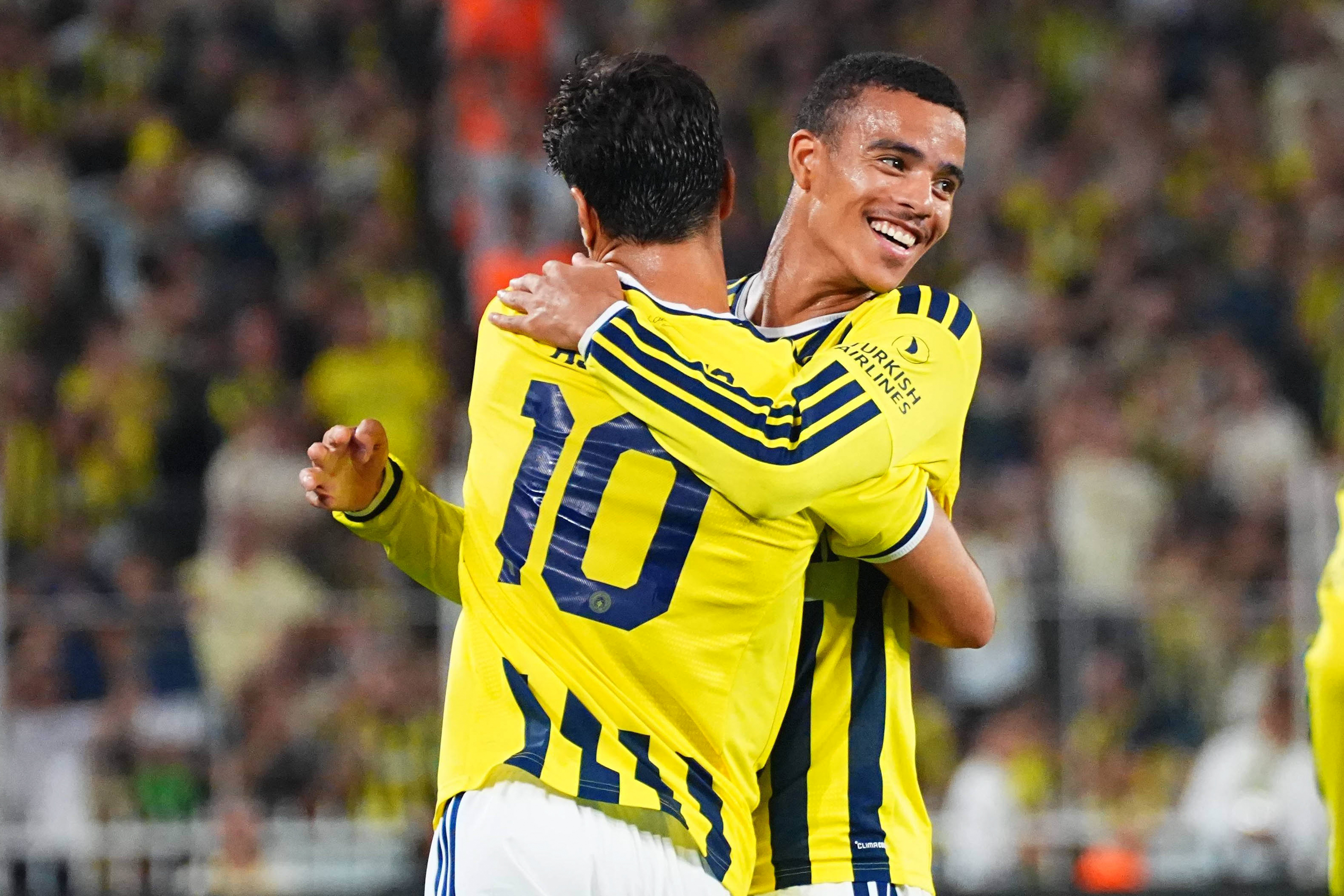 SüperLig : Doublé de Greenwood, Fenerbahçe lance sa saison contre Konyaspor