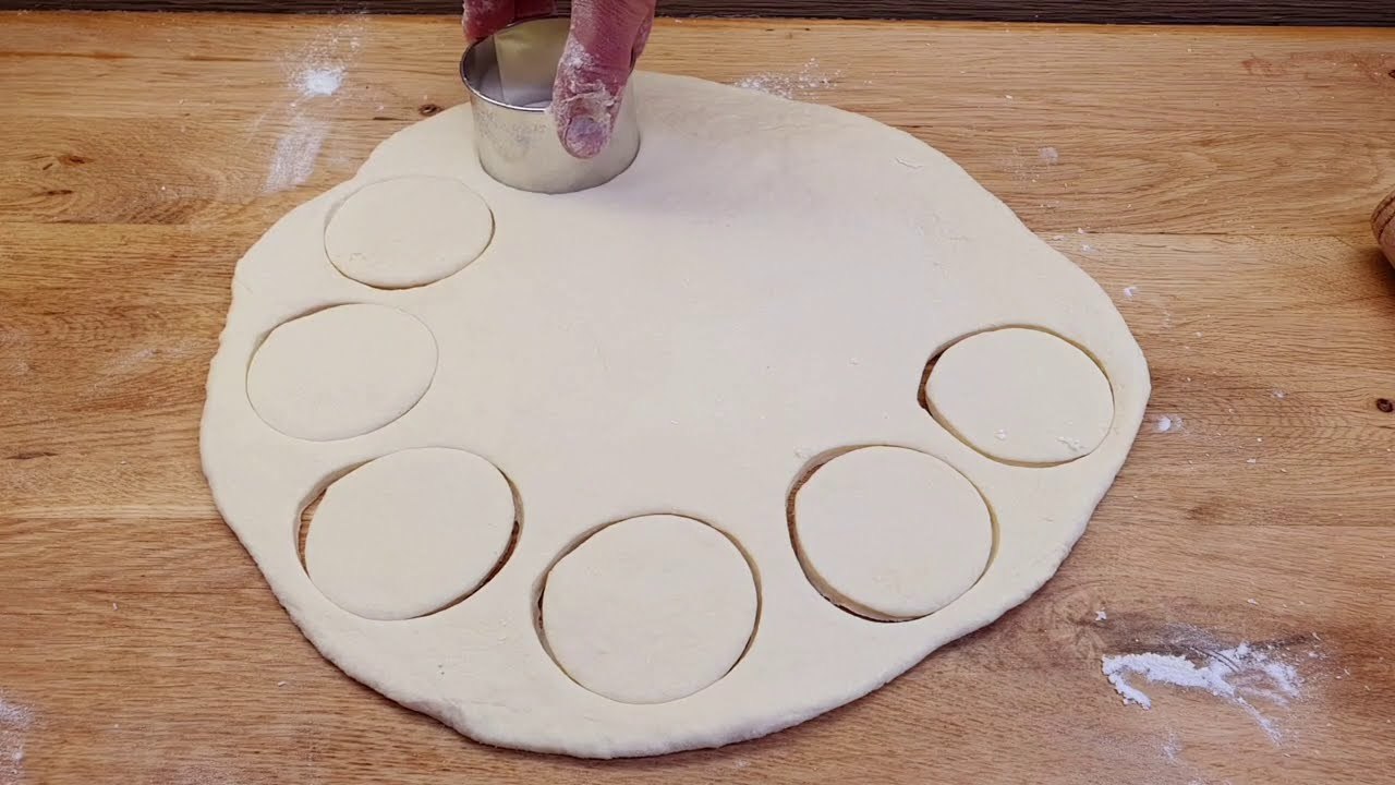 10 Minuten Brotrezept in einer Pfanne! So haben sie Brot noch NIE gemacht!