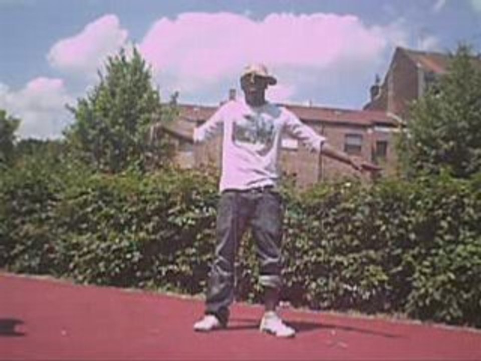 popping robotic moves waves + slowmotion