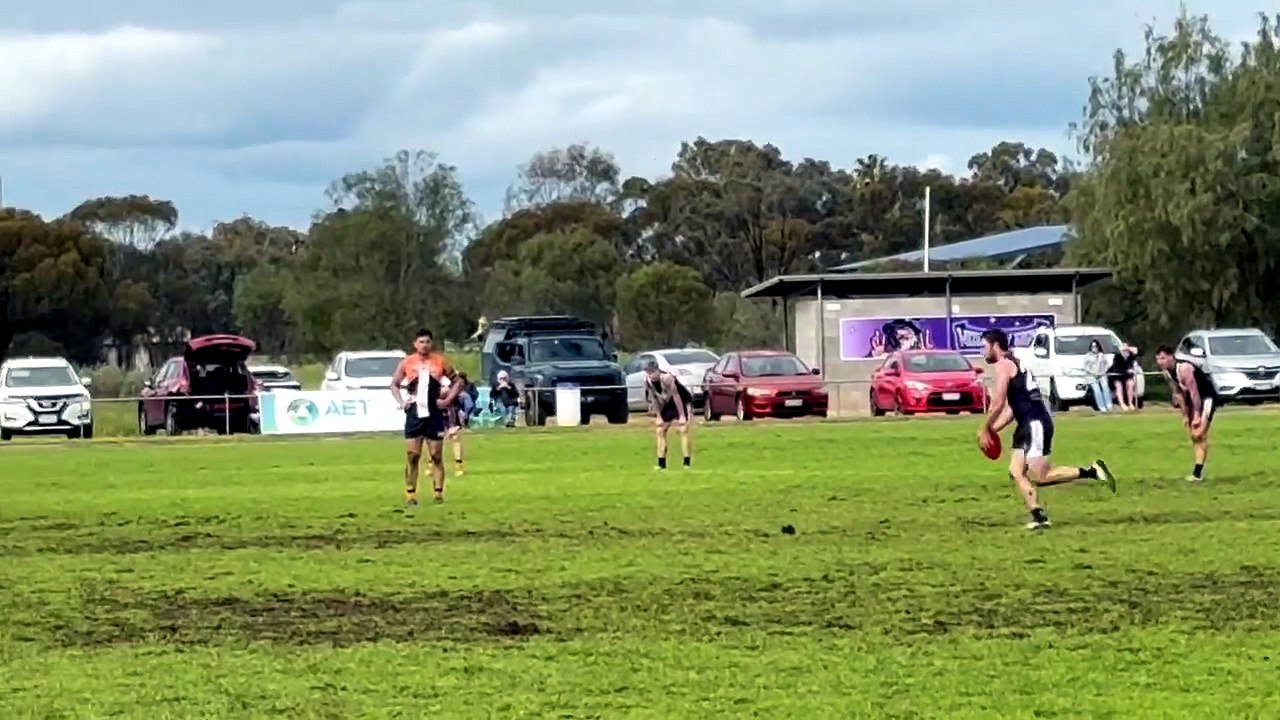 LVFNL elimination final: Inglewood v Maiden Gully YCW. August 23, 2026.