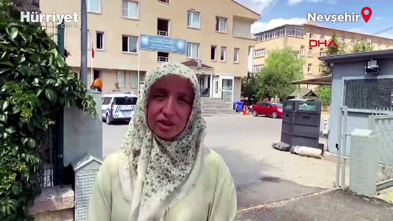 Kayıp oğlu Mehmet’i ararken beyin kanaması geçi...