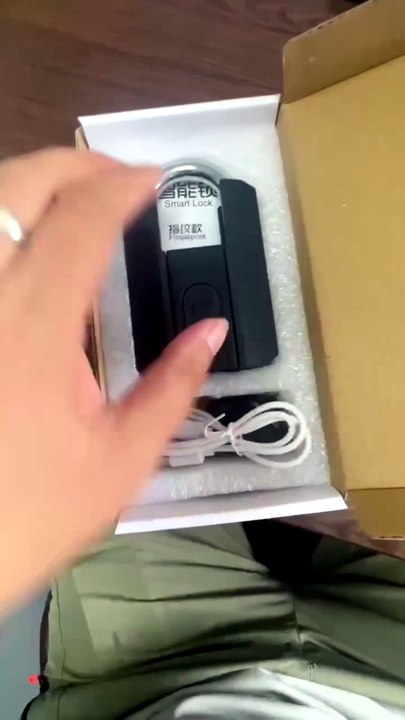 “I didn't expect a padlock to be this smart… 😳”