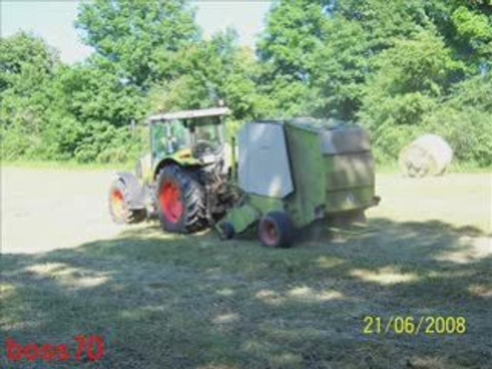 foin 2008 avec 2 claas a seveux