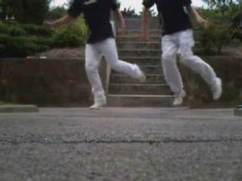 guitchy and boddy jumper