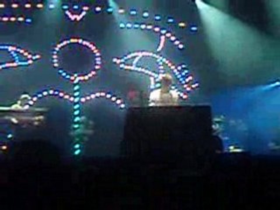 MIKA Any Other World - Francofolies - 16 Juillet 2008