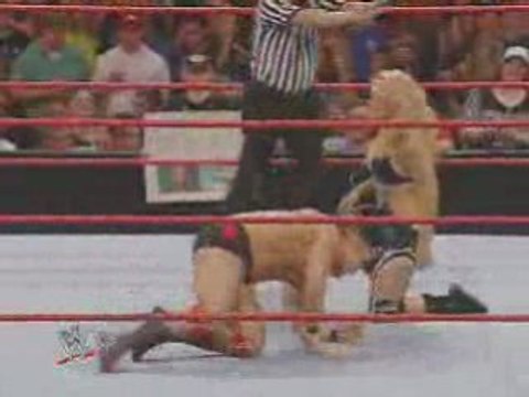 Santino Marella vs Beth Phoenix