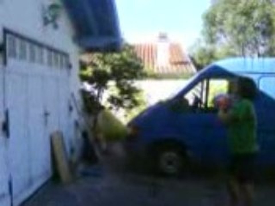 jérem se prend un ballon dans la gueule