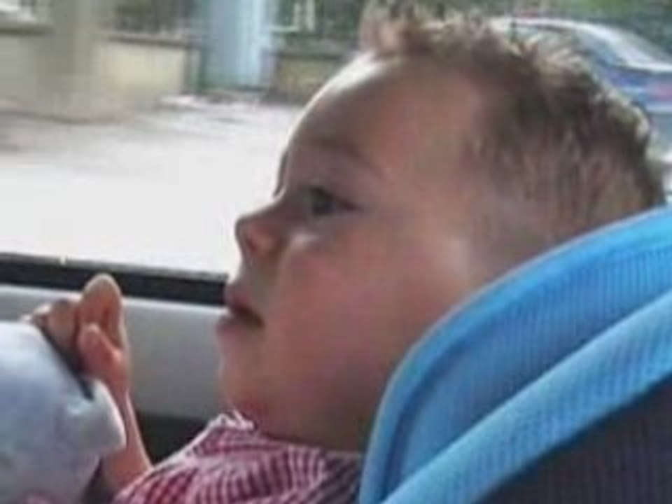 Valentin - 23 mois - Je parle de mieux en mieux