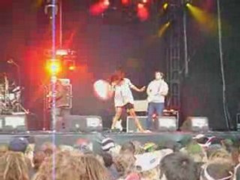 Lady Saw & The Scrucialists ragga dance hall a dour