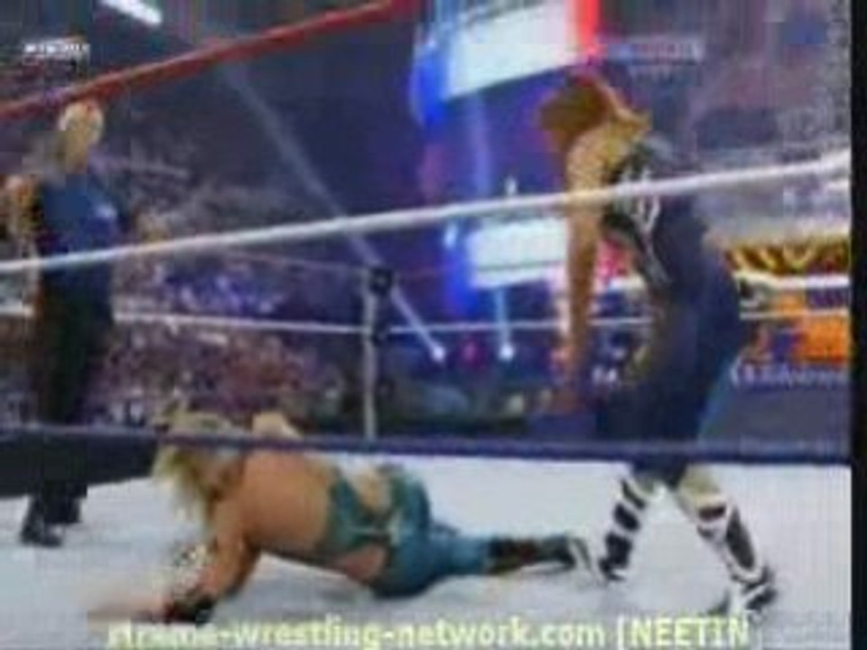 Michelle McCool vs Natalya (WWE Divas Championship)