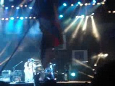 Ben Harper- Solo Bassiste Vieilles Charrues 2008