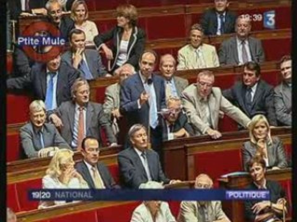 Réforme des institutions : pressions