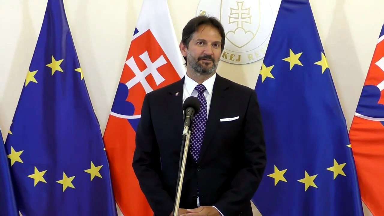 ZÁZNAM: Vláda: Na ochrane východného krídla NATO by sa malo podieľať do 101 členov OS SR
