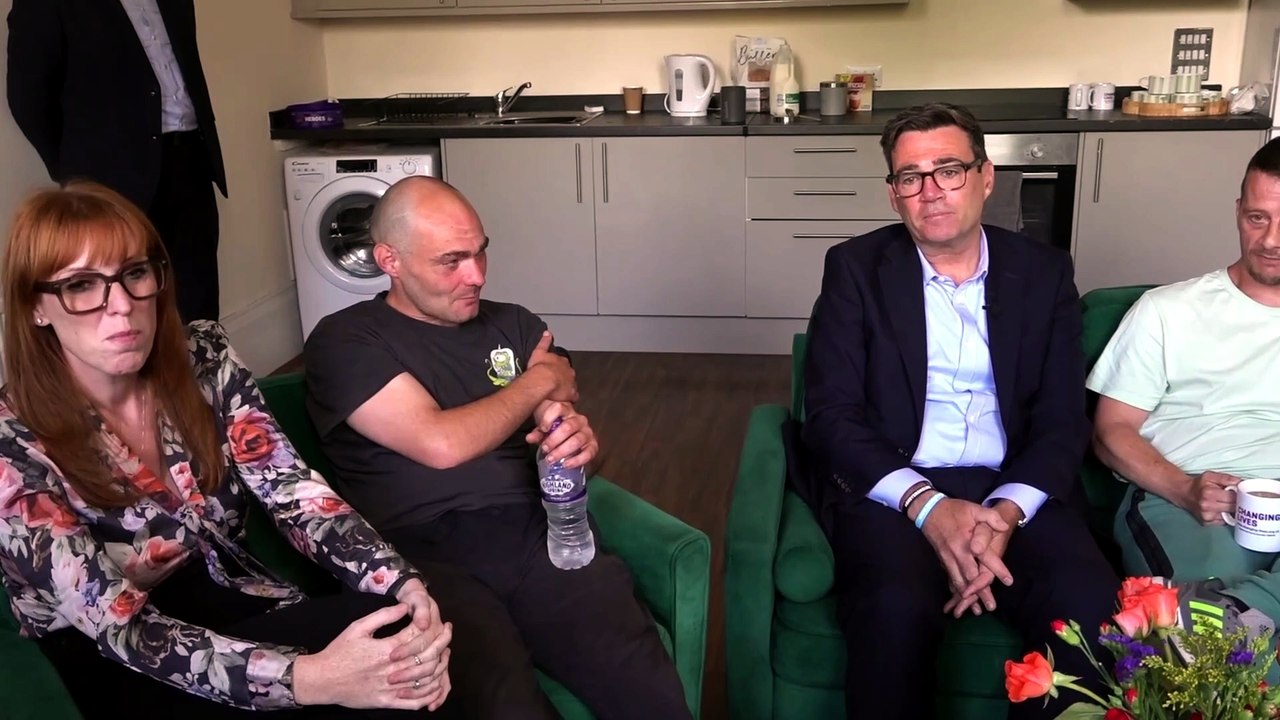 Burnham visits Newcastle homelessness service amid new rough sleeping drive