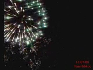 Havayi fişek gösterisi