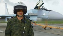 El video muestra la entrega del tercer lote de cazas Su-35S a las fuerzas rusas