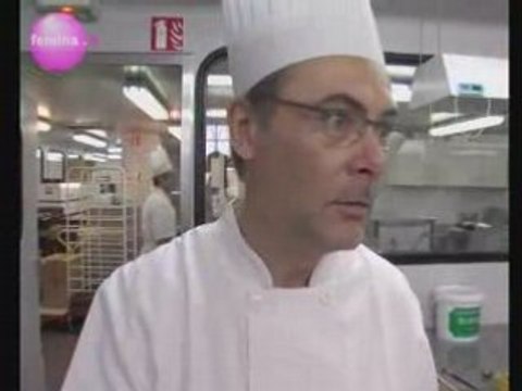 Conception robe en chocolat Jean-Paul Hévin 2007