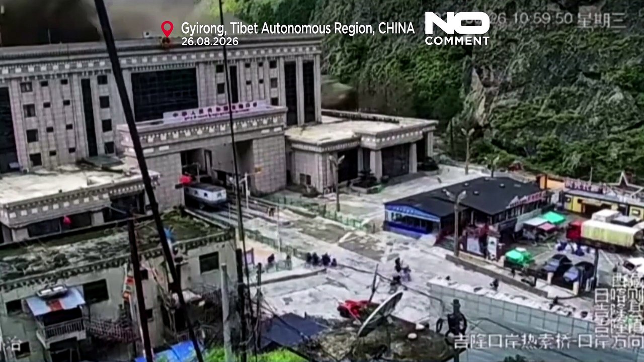 China: Video zeigt Schlammlawine am Hafen von Gyirong