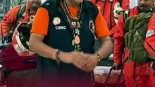 Topos Azteca sorprenden al bailar con el Dr. Simi tras regresar de Colombia