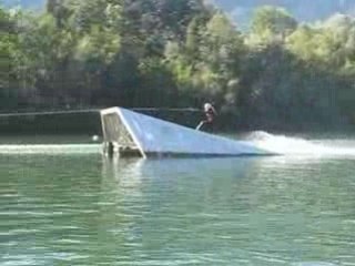 Saut Ski Nautique (Berge)