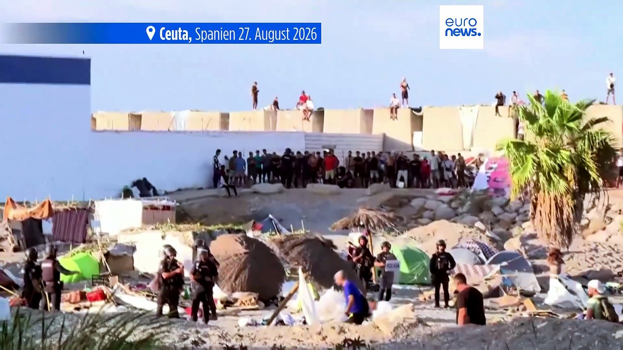 Wut in ceuta: anwohner blockieren zufahrt des roten kreuzes zu migranten
