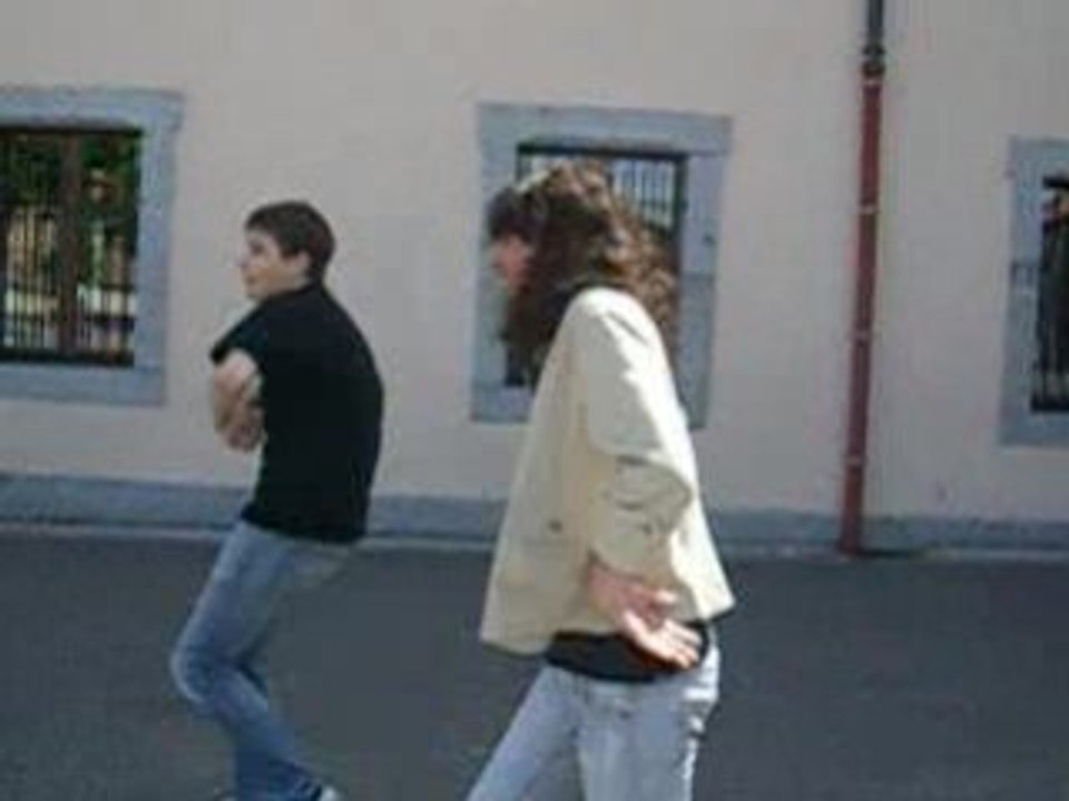 Quand un con rencontre une conne !