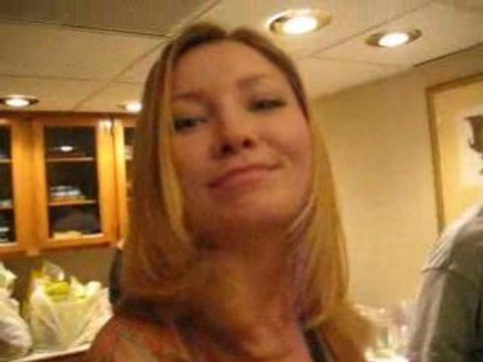 SEXY Russian Female Podcaster, Painted Dancing Girl