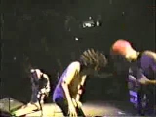 Rage Against The Machine - Killing In The Name