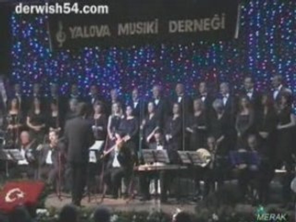 SAZLAR ÇALINIR ÇAMLICANIN BAHÇELERİNDE