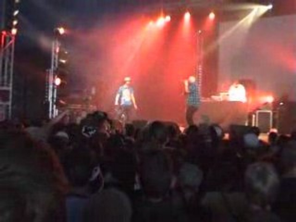 Omnikrom Live @ Dour Festival 2008    (nezta oner)