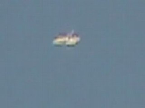 Ufo OVNI CYLINDRE LUMINEUX italie