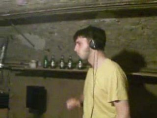 Les choeurs des Versaillaises à moustache La tete