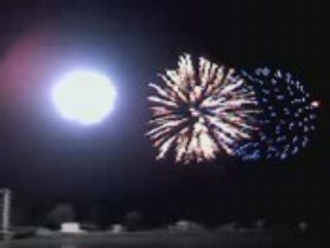 feu d'artifice a la voulte du 14 juillet 2008 partie 1