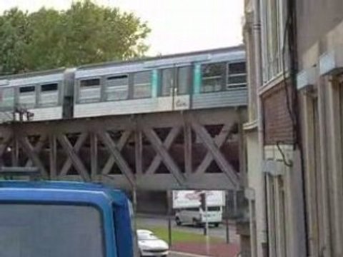 le rrr bleu picardie avec la bb 67586 fret