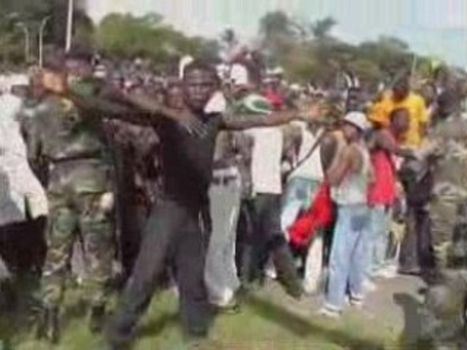 Fusillade Hotel Ivoire - France Cote d'Ivoire