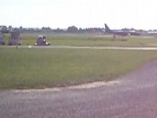 Vidéo aéroport beauvais 13 09 07 n°1