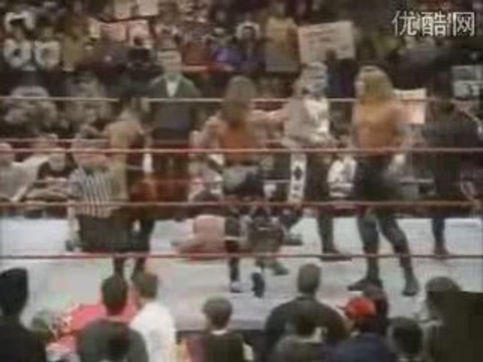 Raw 12-15-97 (14)