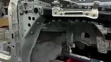 Audi Q7 on the Celette frame bench for educational purposes.