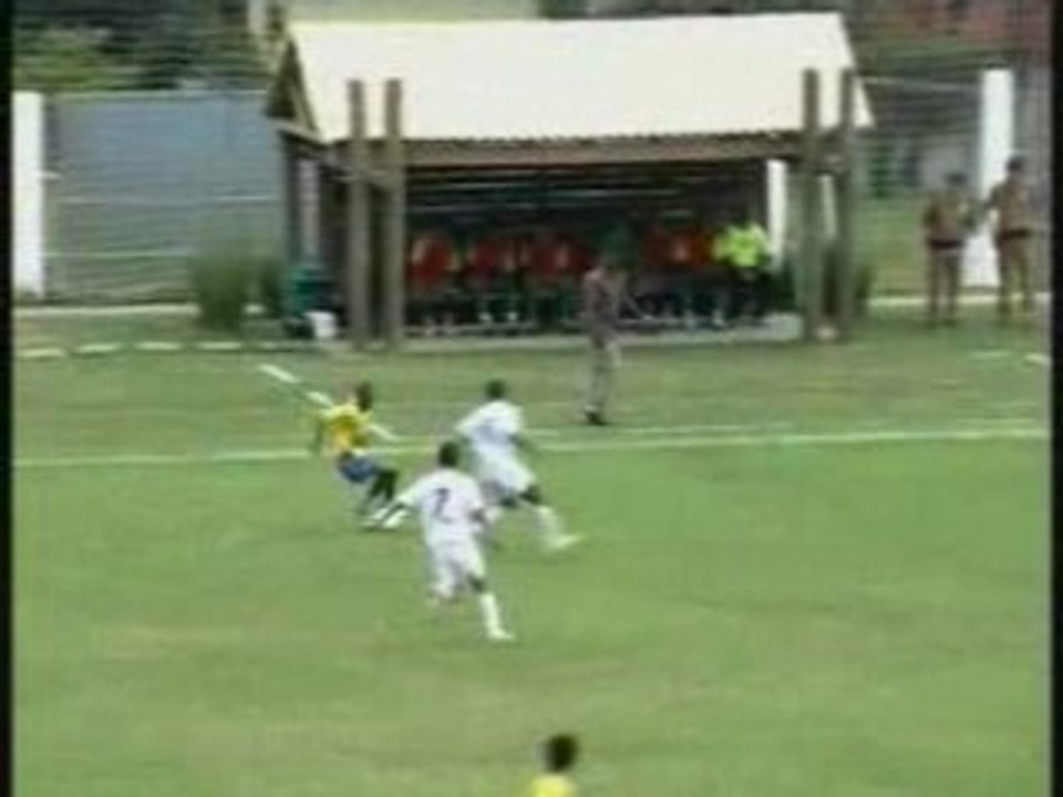 EDIMILSON DE SOUZA (TUTA) ATACANTE RAPIDO