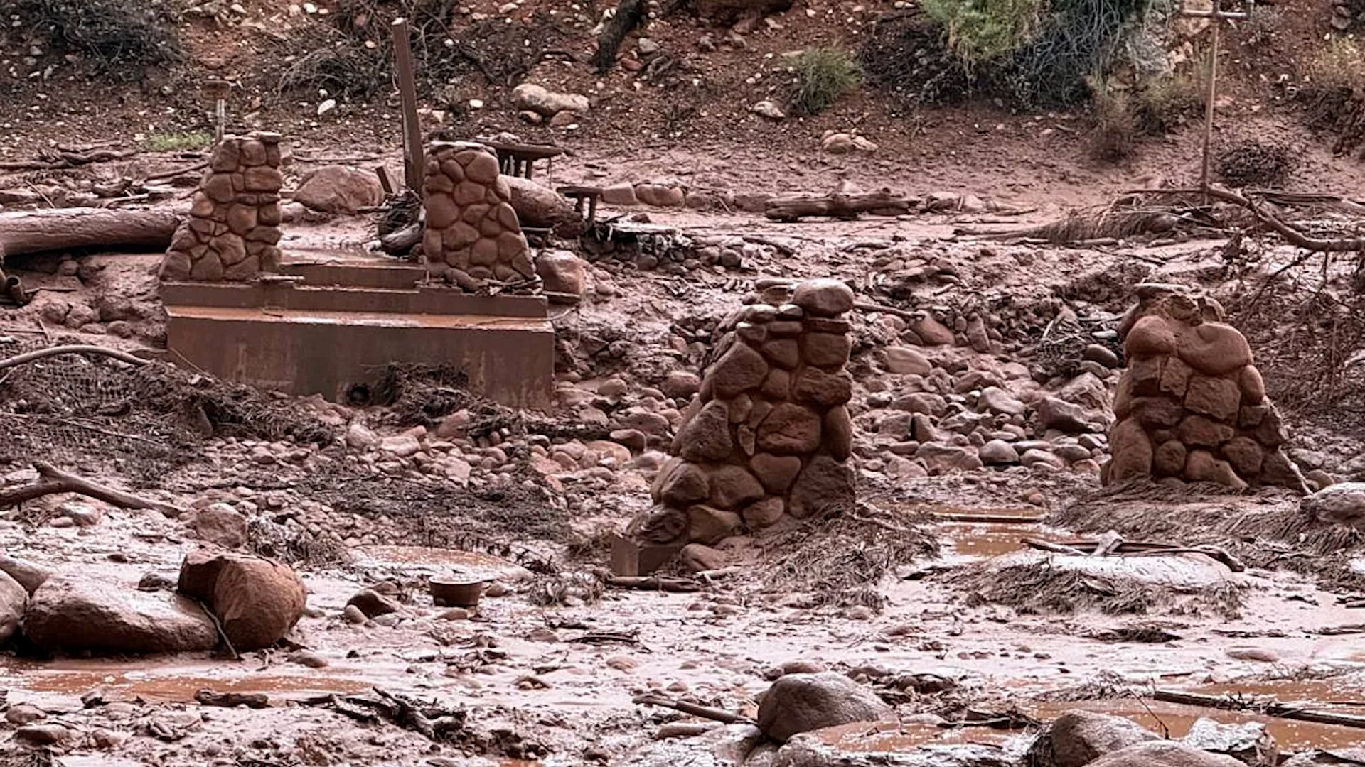 Al menos un muerto y 15 desaparecidos tras unas inundaciones repentinas en el Gran Cañón
