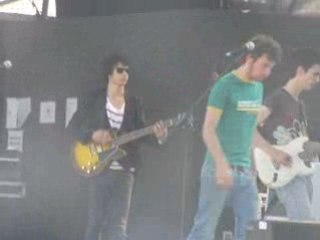 BB Brunes. Backstage