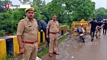 चित्रकूट में मंदाकिनी नदी फिर उफान पर; रामघाट की दुकानों में घुसा पानी, आवागमन में परेशानी